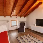 Casa Bella Vista Levo 10 - Unique View, Charming House Surrounded By Nature